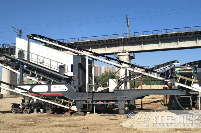 振動篩沙機還是可移動的好，流動作業(yè)隨時轉(zhuǎn)場