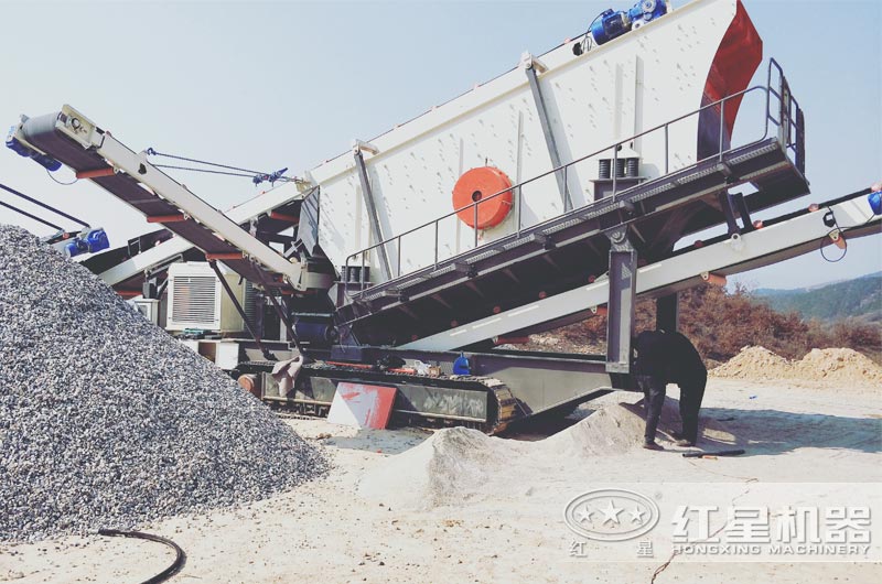 振動篩制造廠家就找河南紅星，固定式、移動式都有