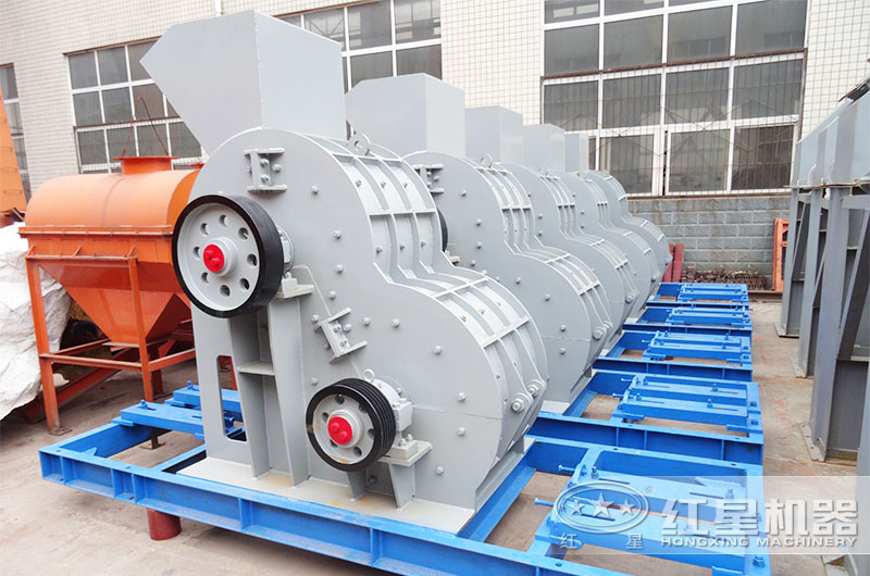破碎赤泥可以用雙級破碎機(jī)嗎？有沒有時(shí)產(chǎn)35t的雙級破碎機(jī)