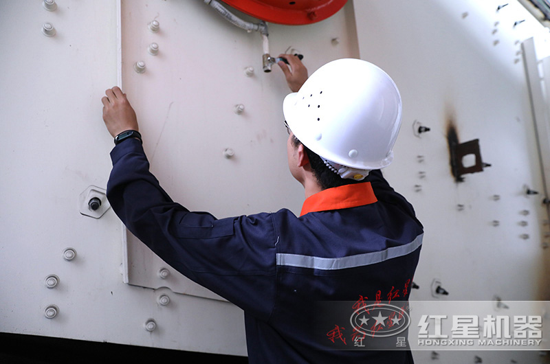 專注于每一道工序，只為您的滿意生產(chǎn)