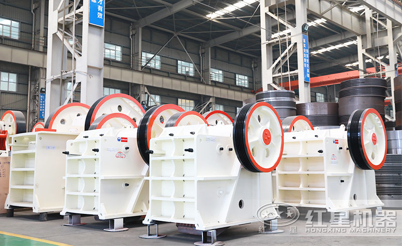 顎式破碎機(jī)750×250多少錢(qián)一臺(tái)？產(chǎn)量是多少？