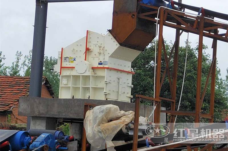 PF1315反擊破機(jī) PF1315反擊破機(jī)