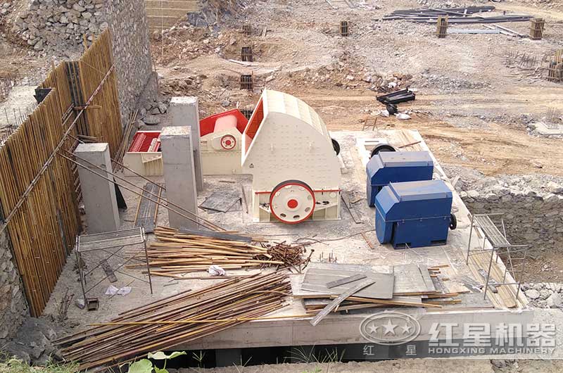 1615重錘破碎機參數(shù)_產(chǎn)量是多少？