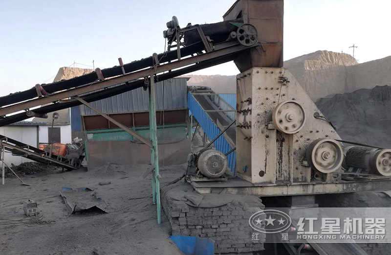 雙級破碎機(jī)輕松破碎濕料！設(shè)備型號參數(shù)介紹