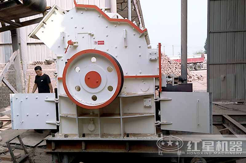 1414制砂機現(xiàn)場安裝 1414制砂機現(xiàn)場安裝