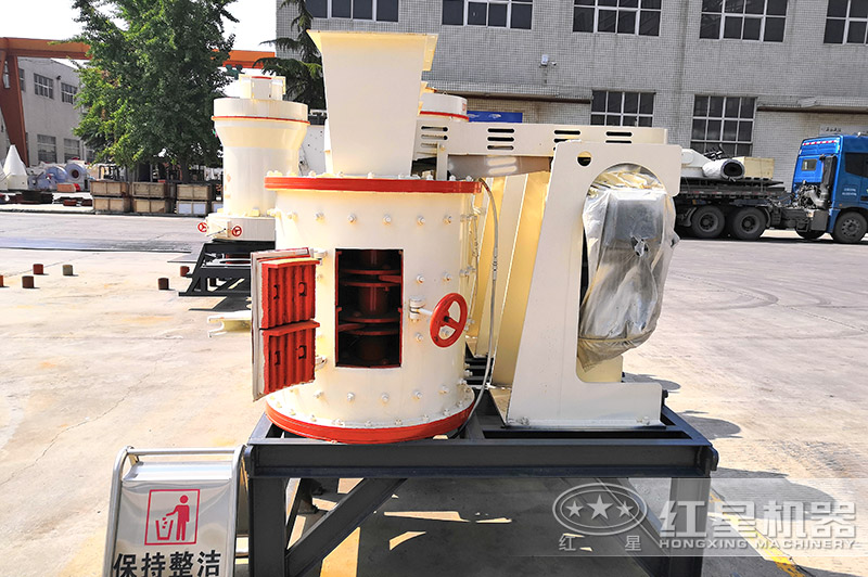 復合式破碎機細節(jié)圖 復合式破碎機細節(jié)圖