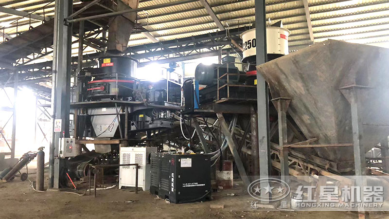 什么樣的石頭可以制作成沙子？石頭打的沙子叫什么？