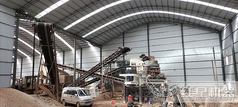 碎沙機設(shè)備多少錢一套，一天能生產(chǎn)多少？