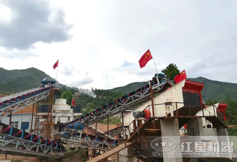 日產(chǎn)3000噸機(jī)制砂生產(chǎn)線設(shè)備有哪些_處理青石、河卵石等
